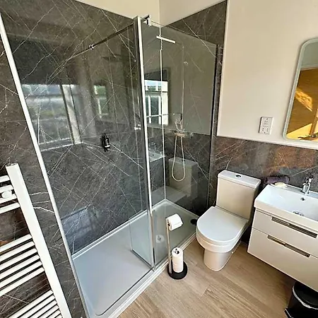 Grindal - Newly Opened Luxury